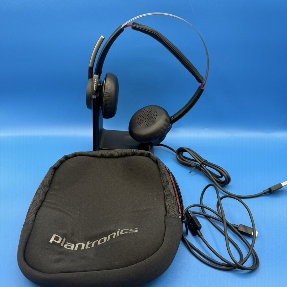 Plantronics Poly Voyager Focus UC Bluetooth Headset w/ Stand | NO DONGLE